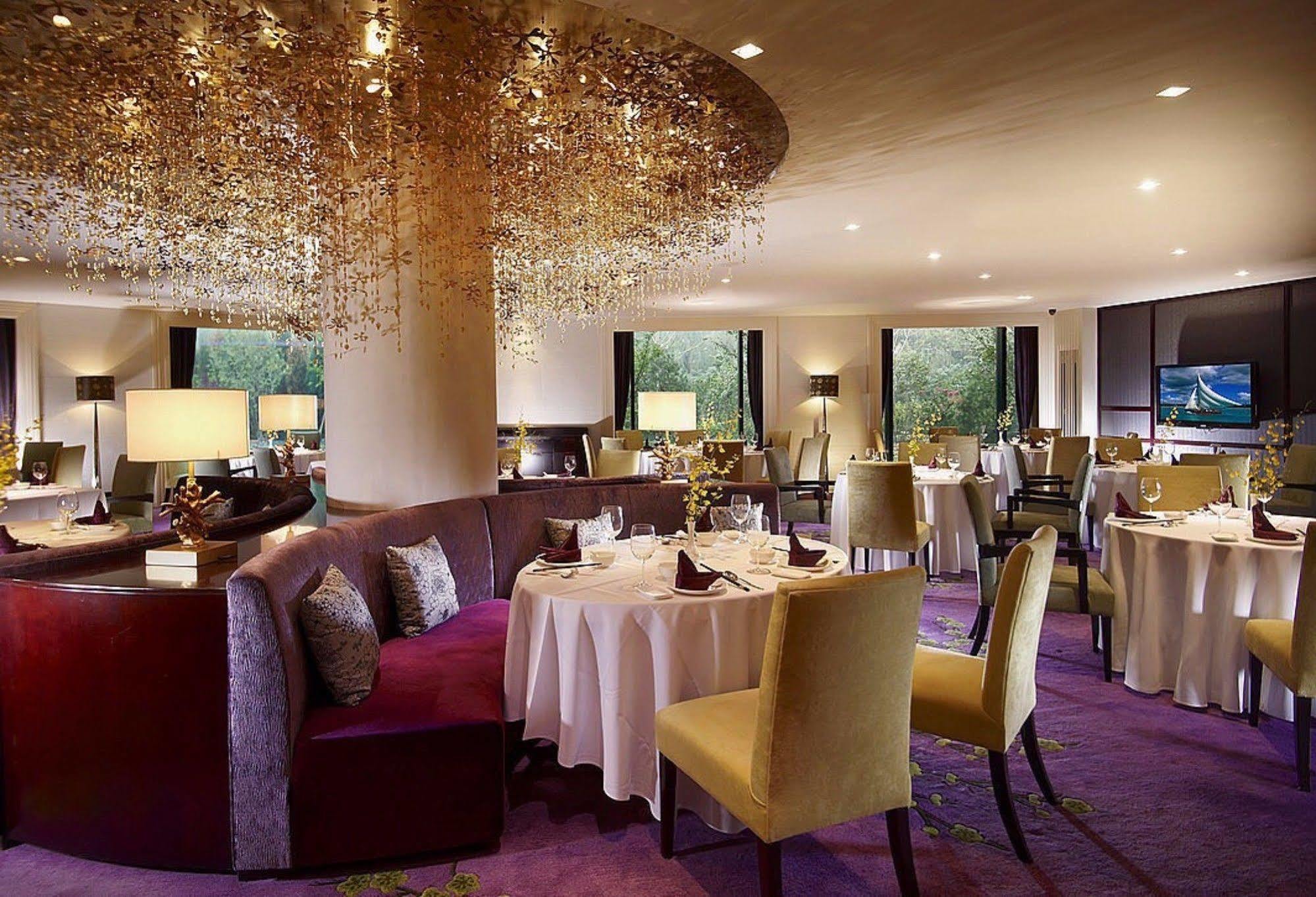 Oakwood Residence Peking Restaurant foto